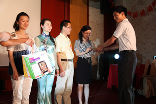 集團(tuán)公司舉行我愛唱紅歌暨黨建黨史知識(shí)競賽