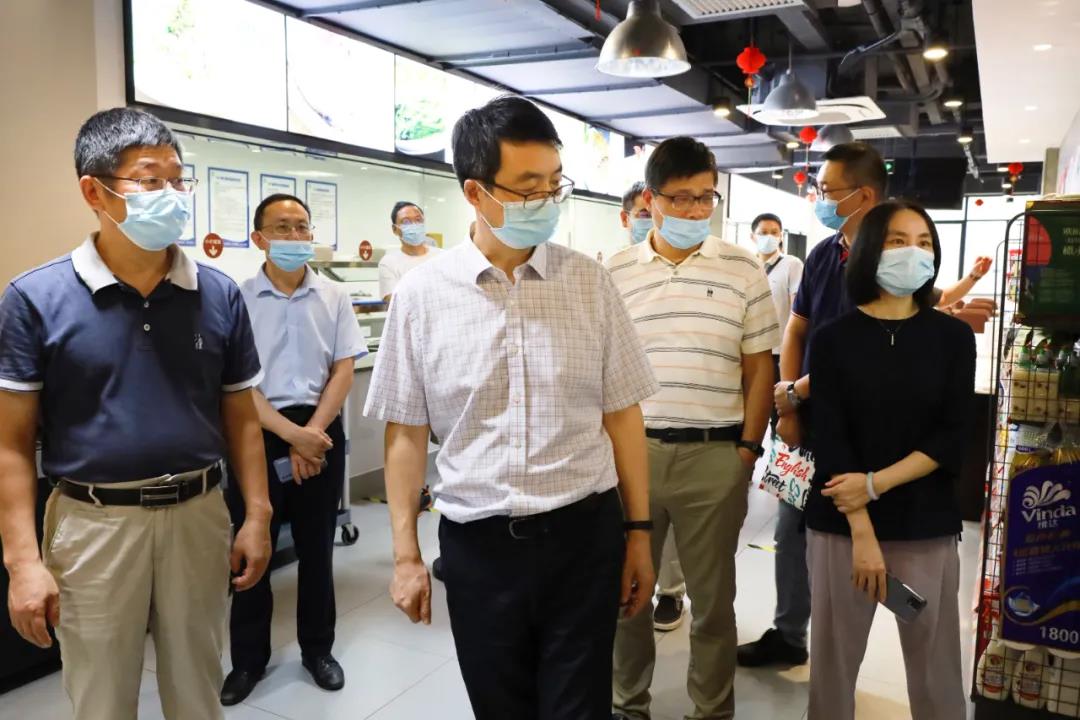 吳敏赴商業(yè)公司有關(guān)物業(yè)開展國慶節(jié)前安全生產(chǎn)檢查